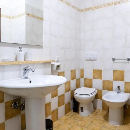 Lovely - Con Cortile E Parcheggio, Assisi بيت للعطل *